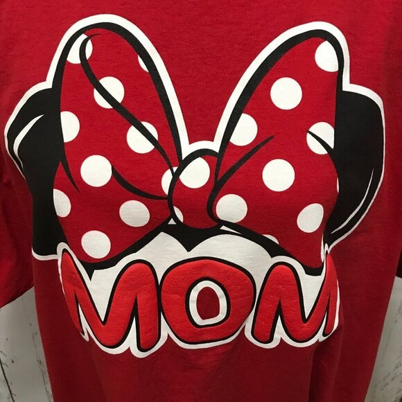 Disney Mom Minnie Mouse red t-shirt in XL, 100% cotton and great condition - Picture 2 of 8